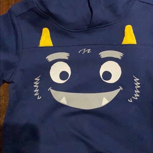 Toddler boys monster sweatshirt and sweatpants - Picture 3 of 5
